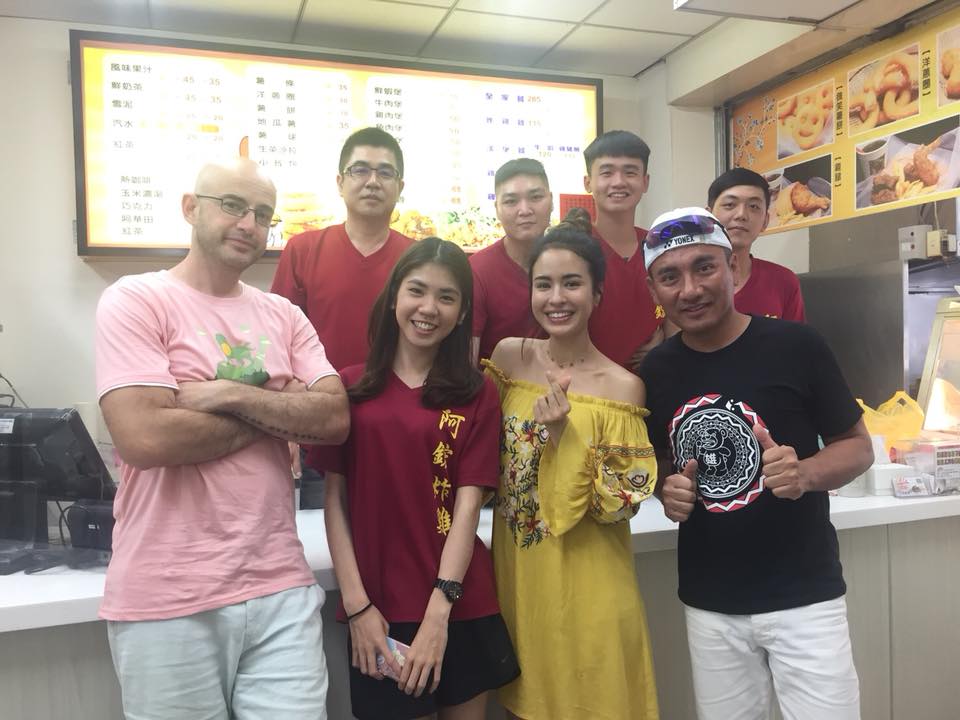 樂知旅店附近商家 阿鋐炸雞的照片