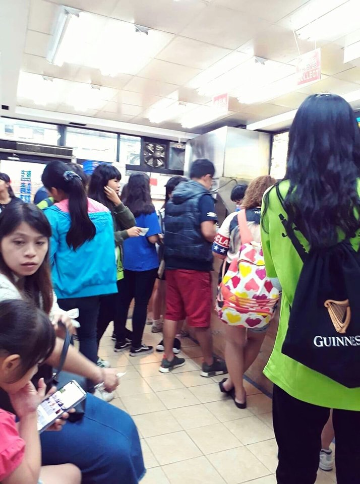 樂知旅店附近商家 藍蜻蜓速食專賣店的照片