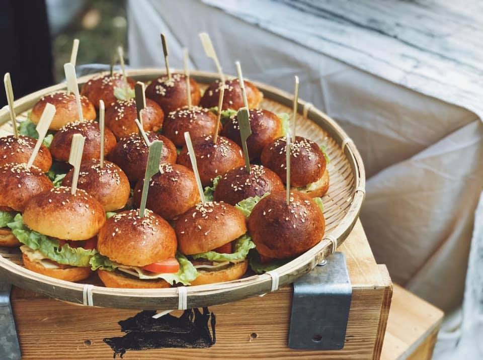 樂知旅店附近商家 Wow's 邦查-波浪屋2號倉庫的照片